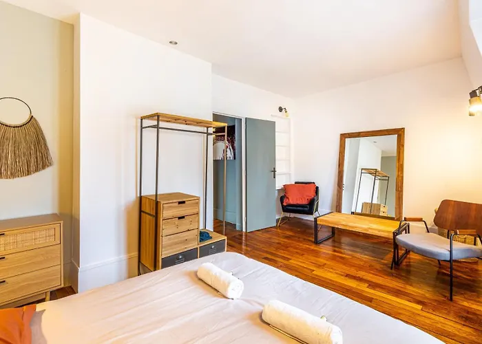 Guestready - Appt Elegant Pres De La Tour Eiffel * Parijs